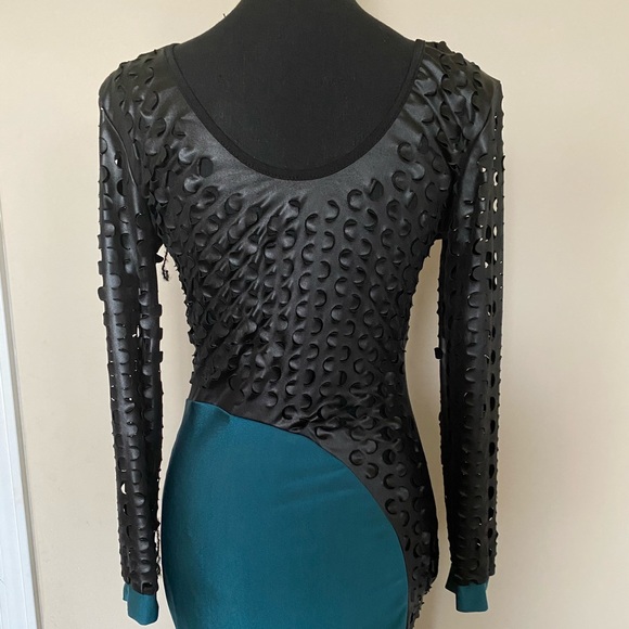 Long Sleeve Midi Dress - Picture 1 of 4